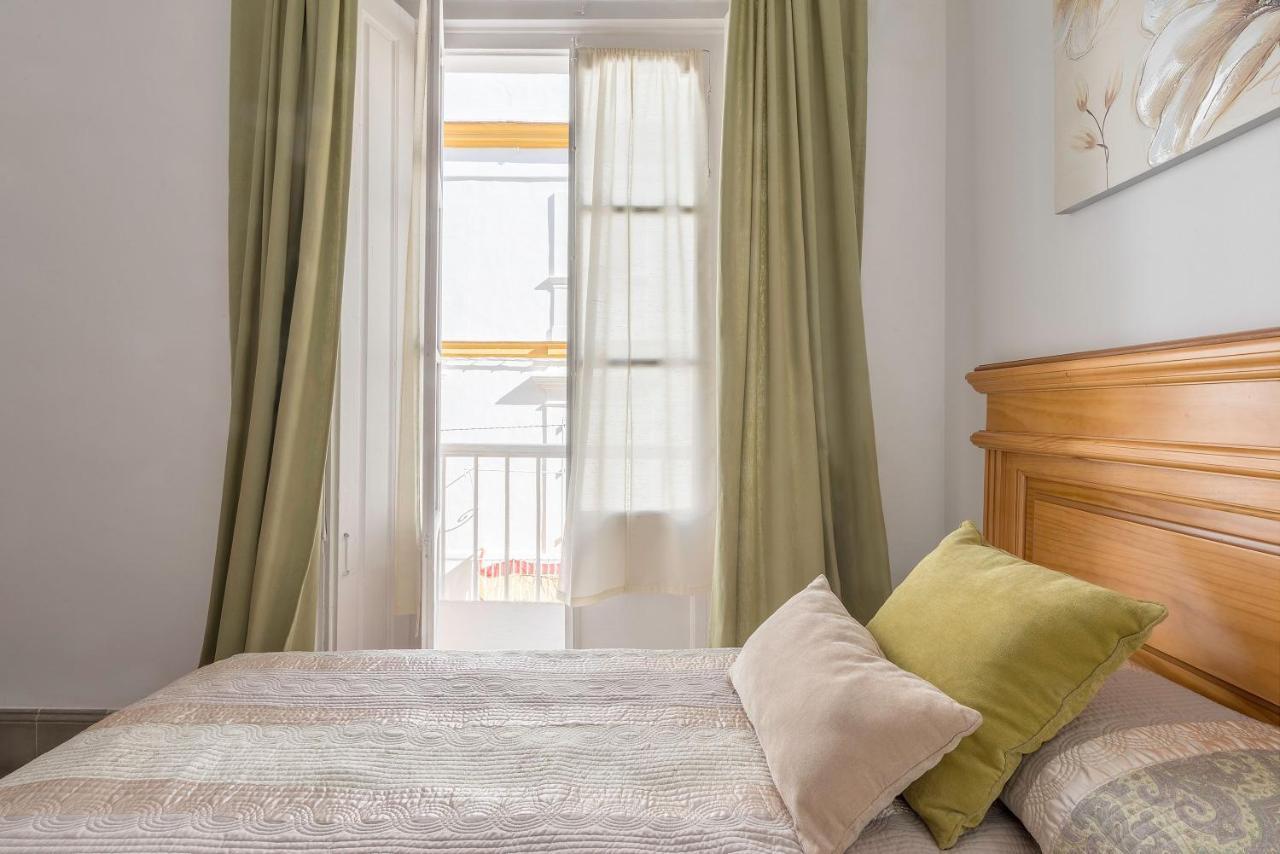 Vivienda Del Siglo XVIII En El Casco Historico Villa El Puerto de Santa Maria Bagian luar foto